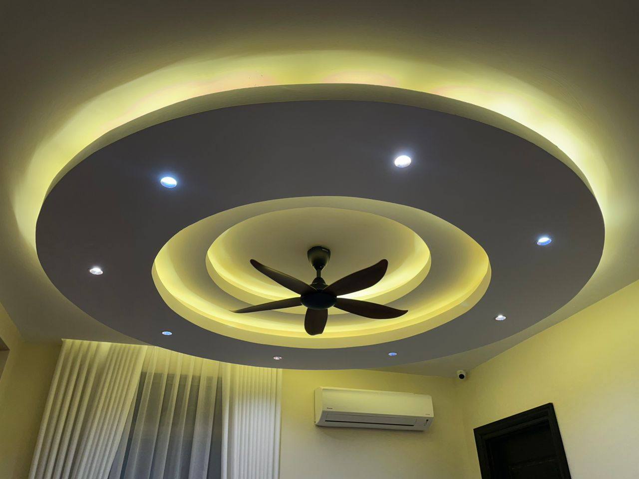 Modern Recessed Ceiling